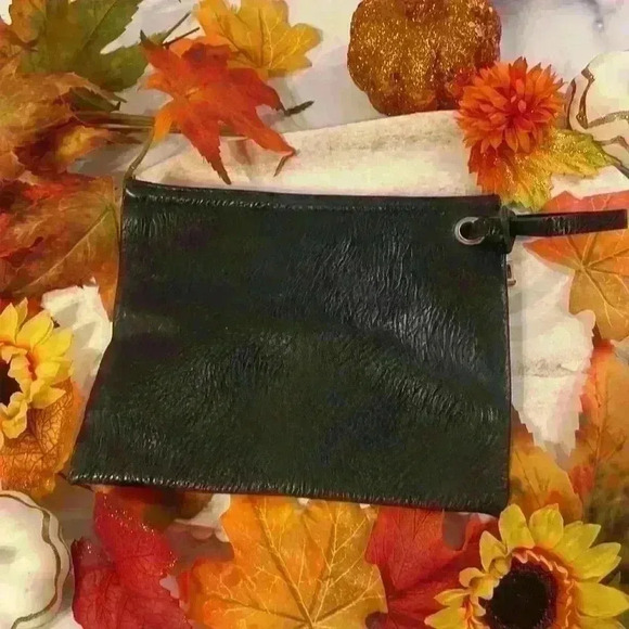 Black leather small clutch - Picture 2 of 3